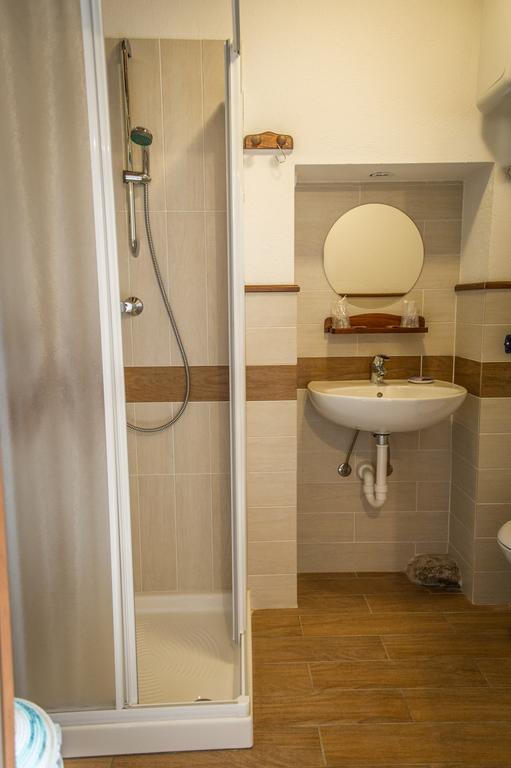 Al Pasche Bed & Breakfast Dronero Exterior photo